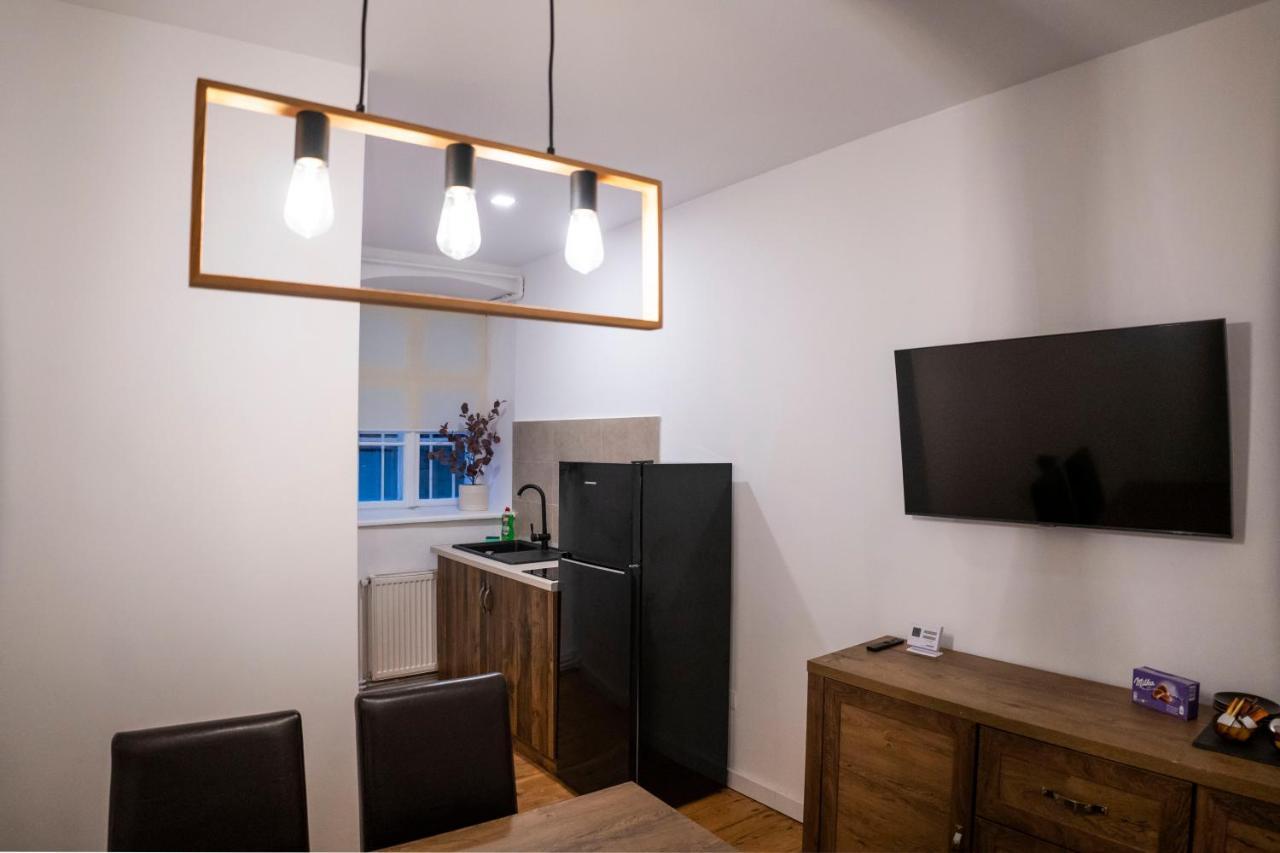 Coban Residence - A4 - Rustic Apartment Brasov Luaran gambar